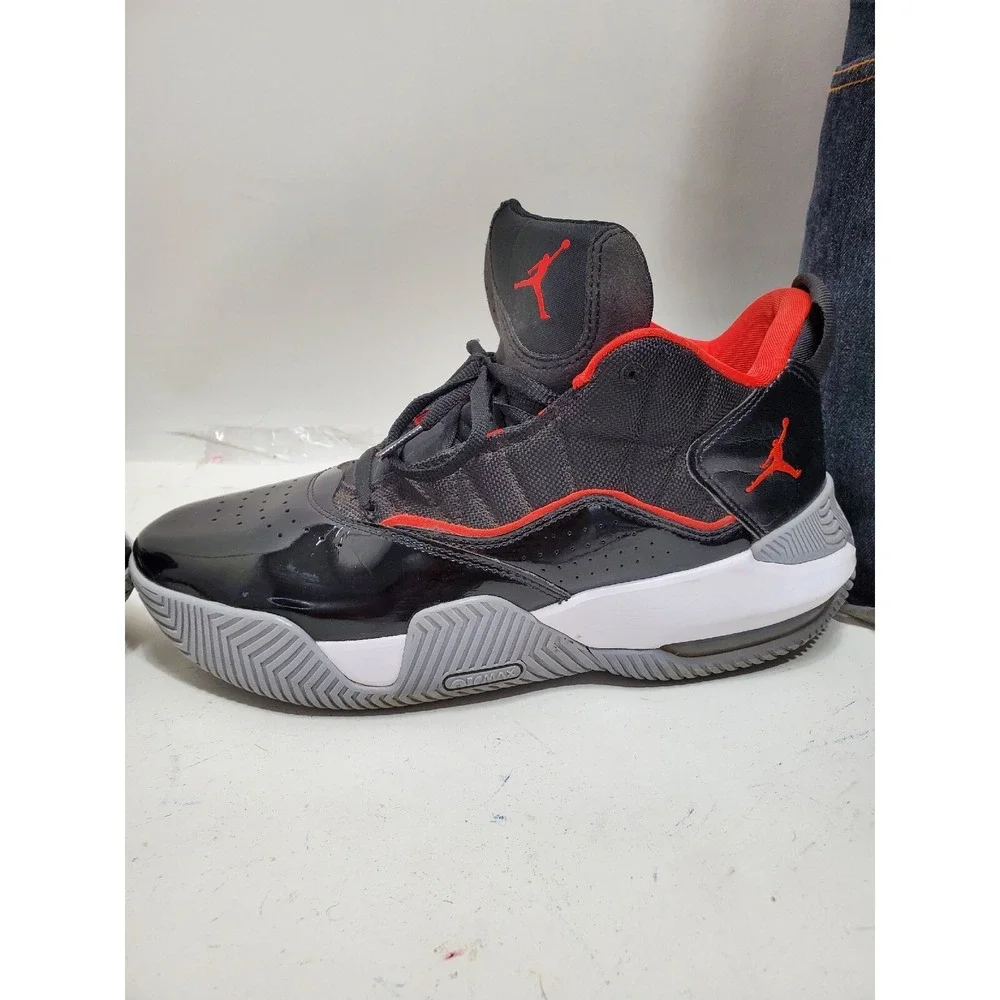 Air Jordan Stay Loyal Shoes Black Red White DB2884-001 Men's Size 8.5